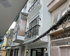 Chuyên sửa nhà hẻm nhỏ Q5 phong cách tối giản hiện đại