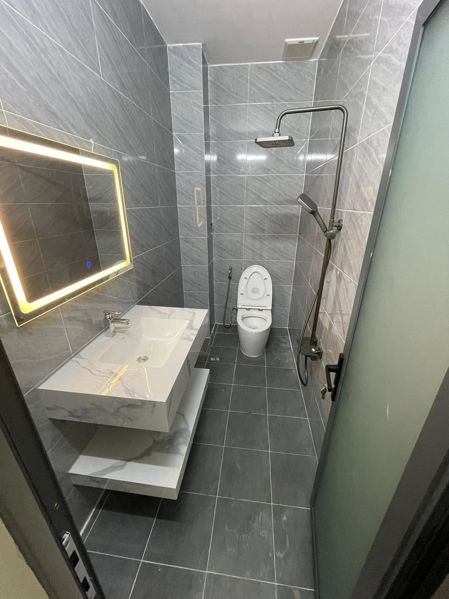 sửa chữa nhà vệ sinh nhà phố